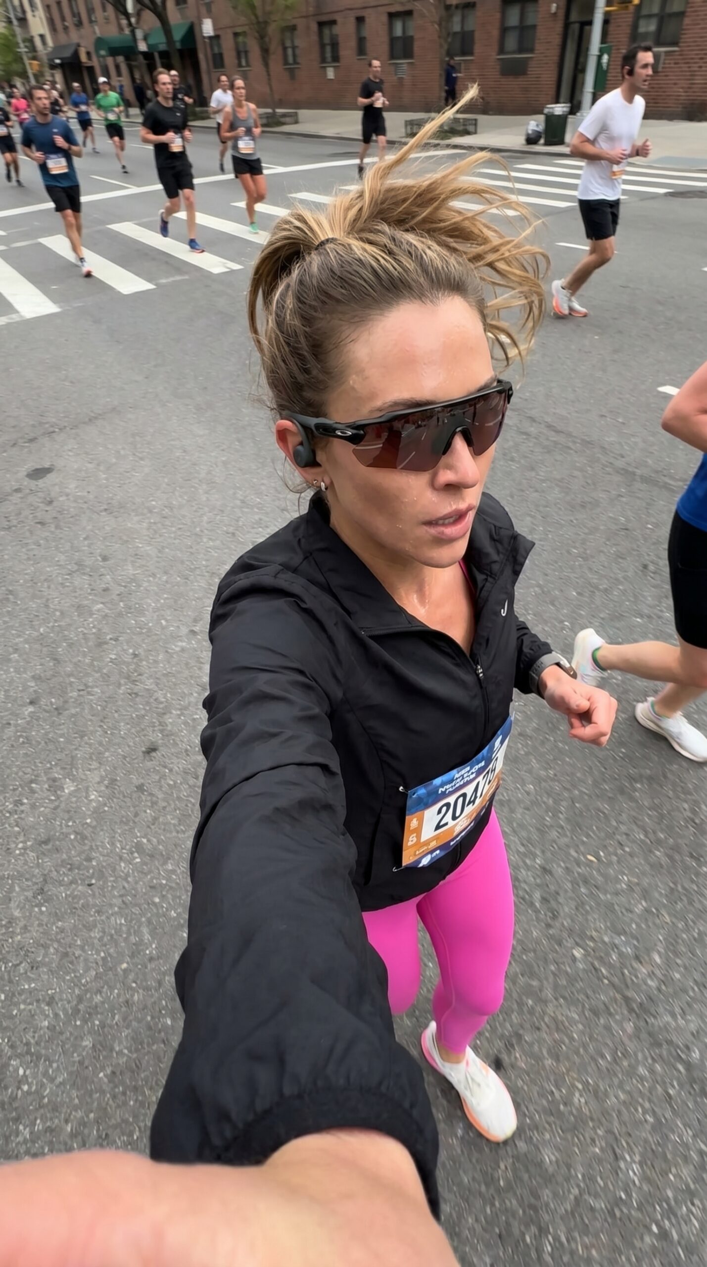 {__metadata___{__id____runner_ugc_008_,_202606080633